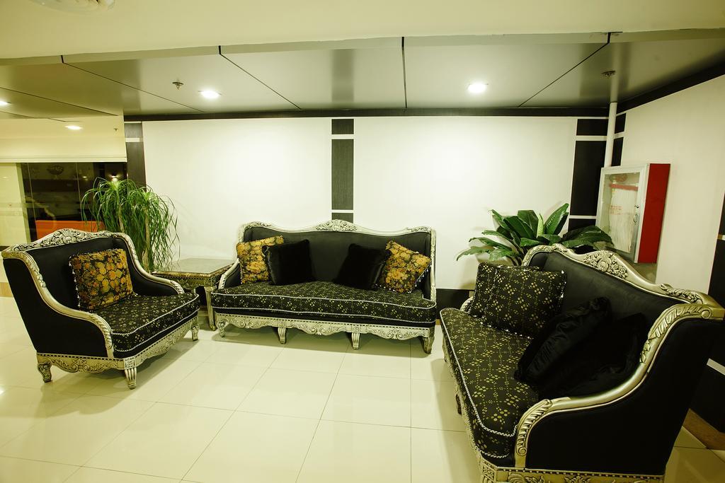 Big 8 Corporate Hotel Tagum Екстериор снимка