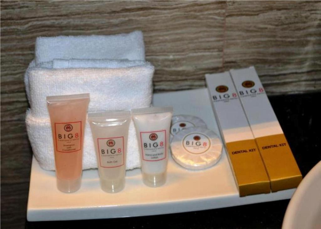 Big 8 Corporate Hotel Tagum Екстериор снимка